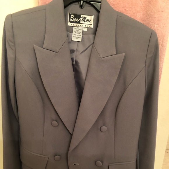Beau Marc Grey Skirt Suit. - Picture 1 of 5